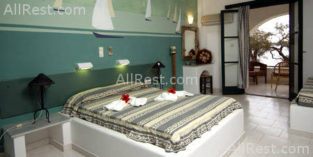 Holiday Sun Hotel 8
